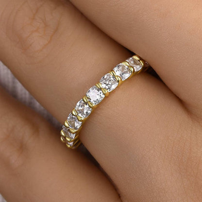 Stunning Cushion Cut Women's Wedding Band In Sterling Silver